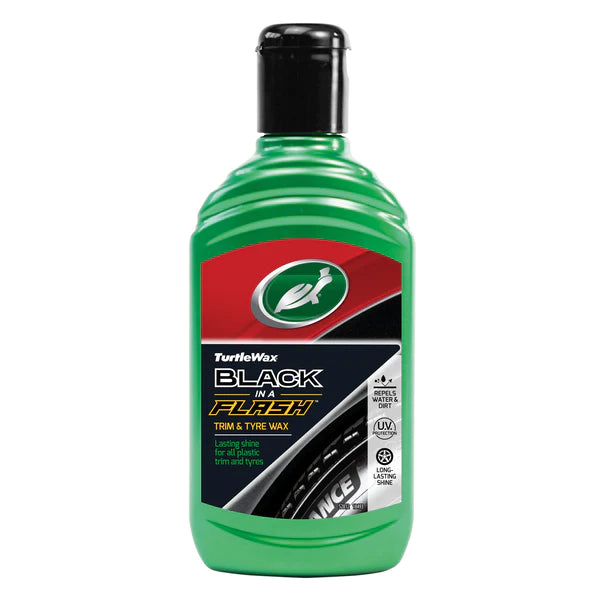 Turtle Wax Black in a Flash külső műanyag ápoló 300ml